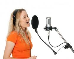 Jak se naučit zpívat doma od nuly sami?